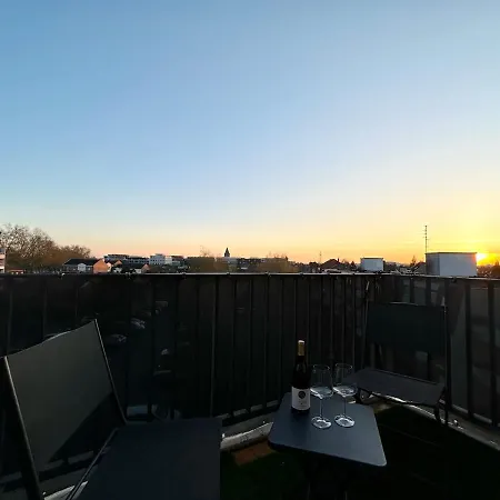 Cosy 68m2 Lumineux Avec Balcon - Garage Prive Apartman