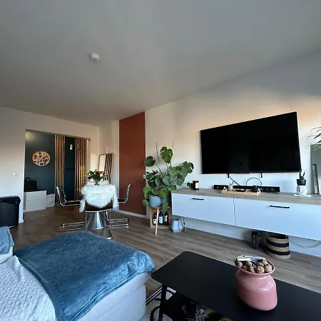 Cosy 68m2 Lumineux Avec Balcon - Garage Prive Apartman