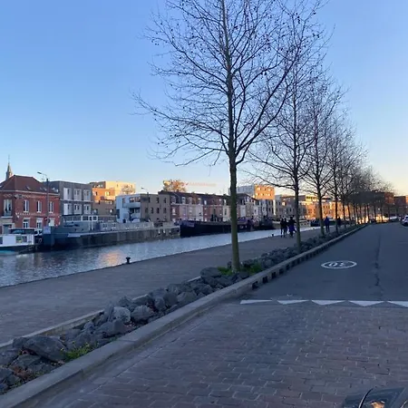 Cosy 68m2 Lumineux Avec Balcon - Garage Prive Lejlighed *