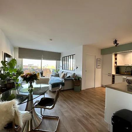 Cosy 68m2 Lumineux Avec Balcon - Garage Prive Apartamento Lila