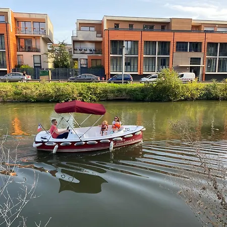 Apartamento Cosy 68m2 Lumineux Avec Balcon - Garage Prive