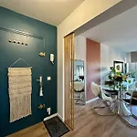Cosy 68m2 Lumineux Avec Balcon - Garage Prive