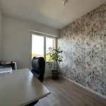 Cosy 68m2 Lumineux Avec Balcon - Garage Prive شقة ليل